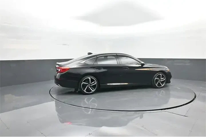 $18367 : Honda Accord 2018 Sport 4dr image 8