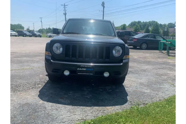 2014 Patriot Latitude image 4