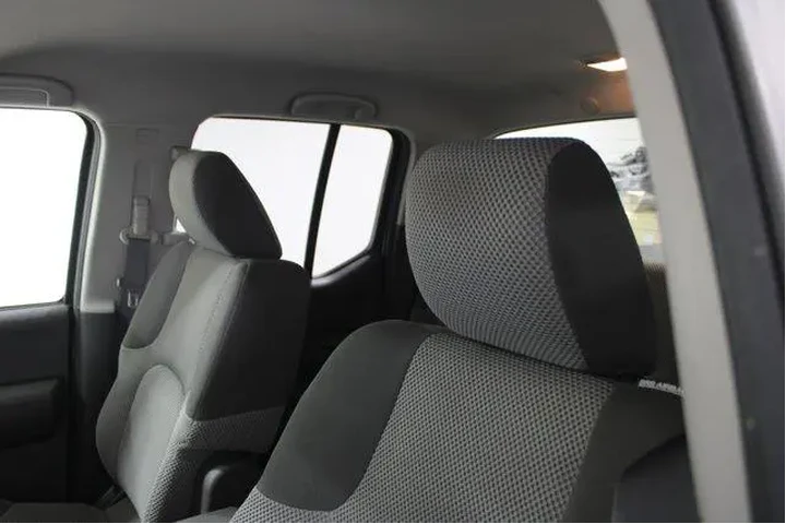 $13951 : Suzuki Equator 2012 4x2 Spor image 4