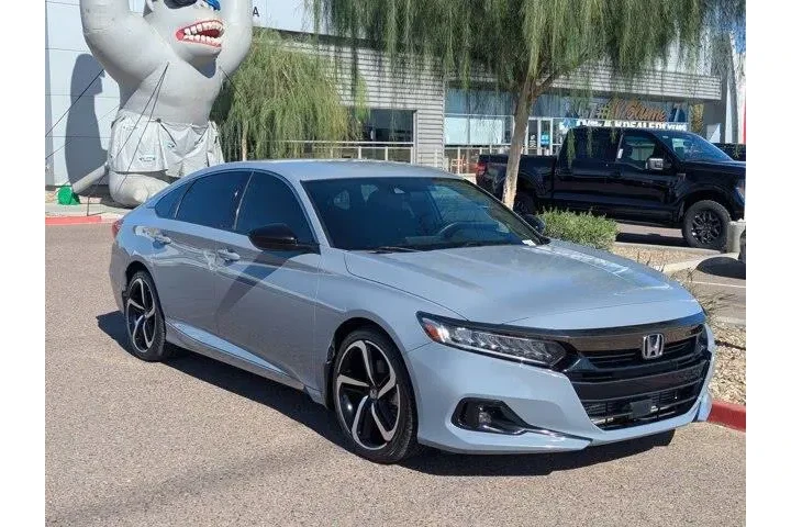 Honda Accord 2022 Sport 4dr image 3