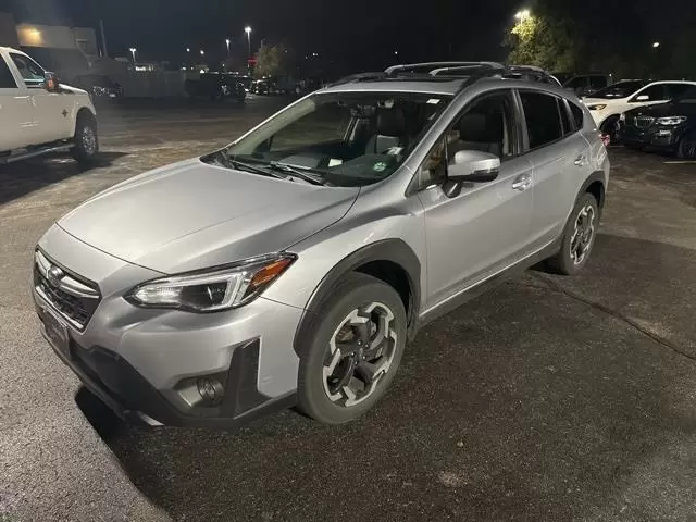 $28495 : Pre-Owned 2023 Crosstrek Limi image 3