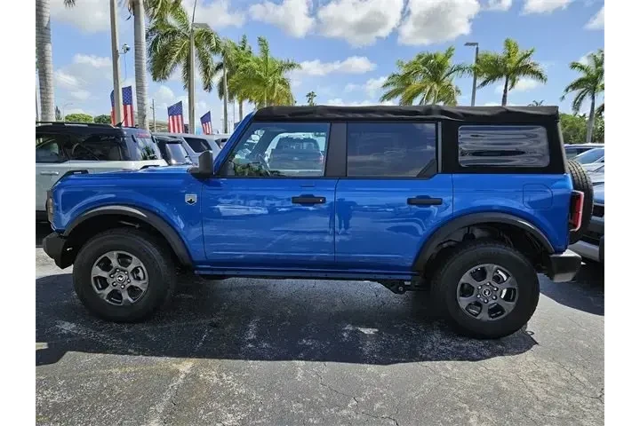 $38990 : Ford Bronco 2022 4x4 Big Ben image 2