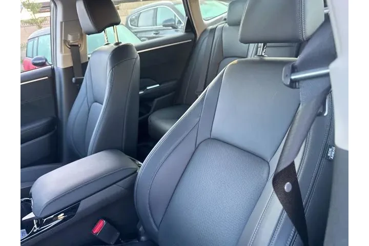 $26500 : Honda Clarity Plug-In Hybrid image 6