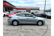 2017 Elantra SE 2.0L Auto (Al en Lexington