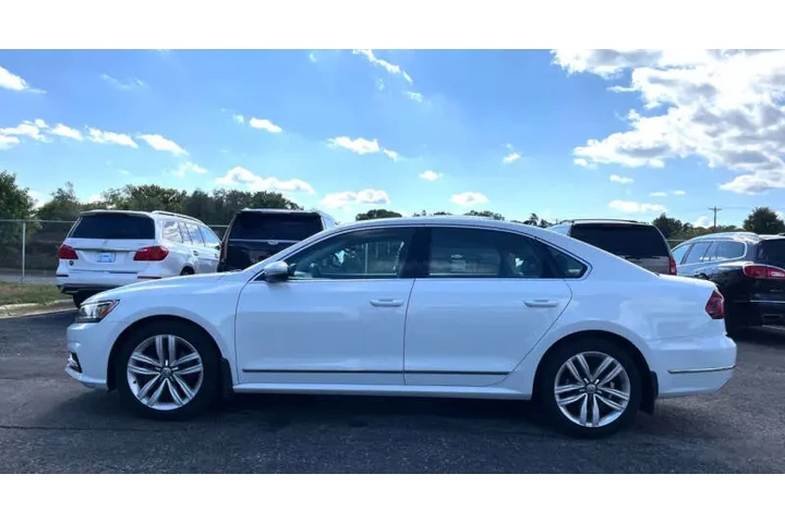 $15995 : 2017 Passat 1.8T SE image 9