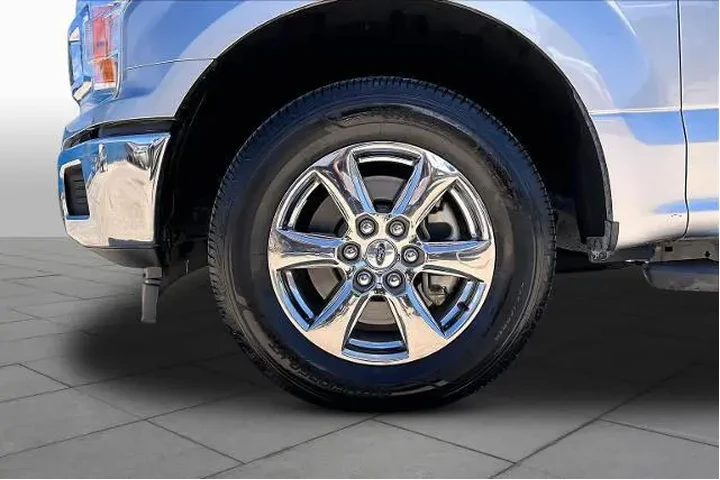 $29771 : Ford F-150 2020 4x2 XL 4dr S image 10