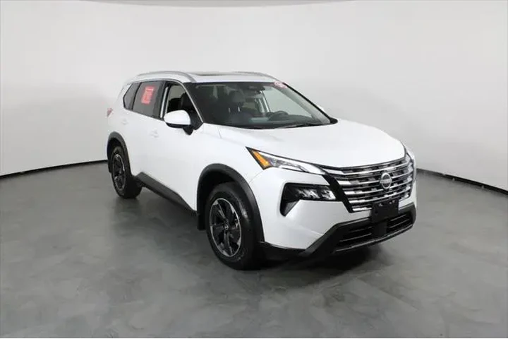 $20987 : Nissan Rogue 2024 SV 4dr Cro image 4