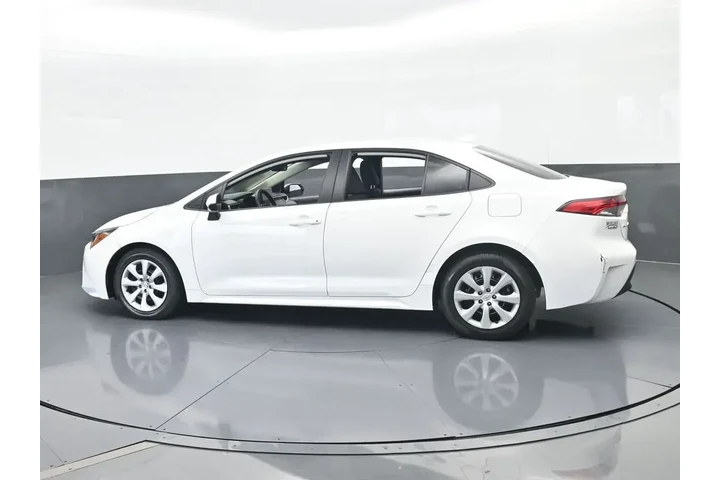 $17991 : Toyota Corolla 2023 LE 4dr S image 3