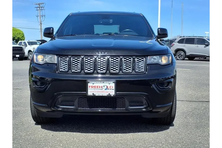 $20900 : Jeep Grand Cherokee 2020 4x4 image 2