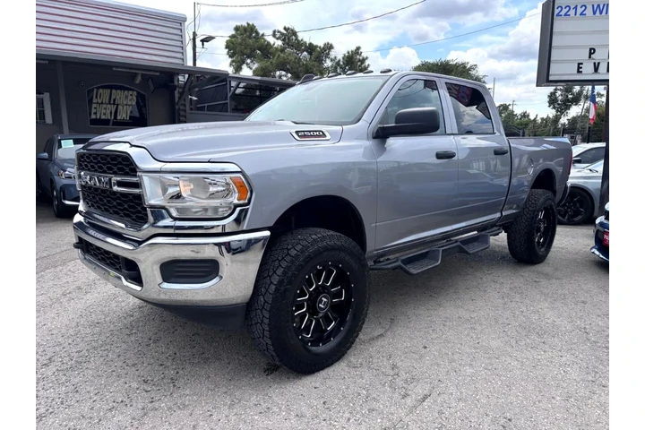 2019 RAM 2500 Tradesman 4x4 C image 1