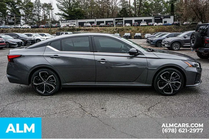 $18920 : Nissan Altima 2024 2.5 SR 4d image 7