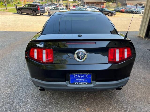 $10999 : 2011 Mustang V6 Premium image 9