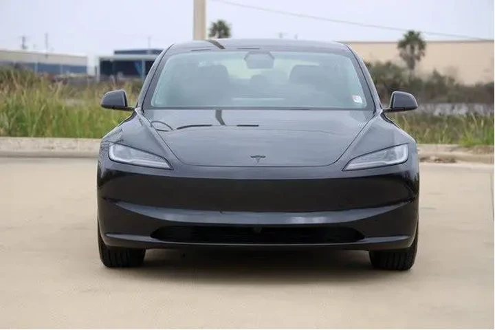 $35995 : Tesla Model 3 2025 Long Rang image 2