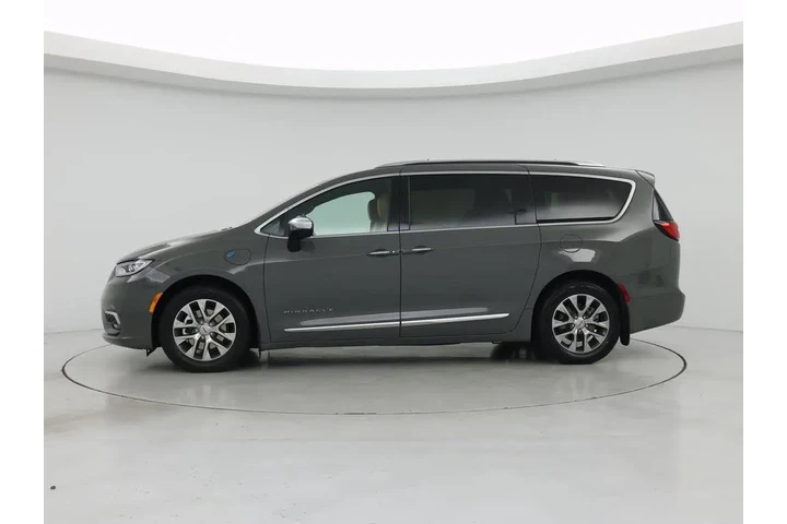 $38998 : Chrysler Pacifica Plug-In Hy image 3
