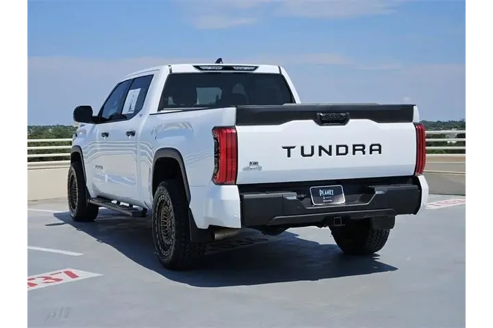 $39998 : Toyota Tundra 2024 4x4 SR5 4 image 5