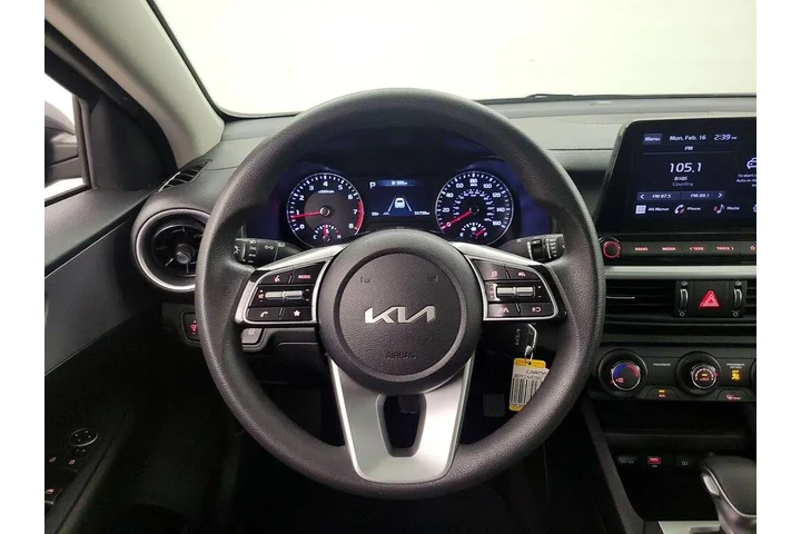 $16998 : Kia Forte 2024 LXS 4dr Sedan image 10