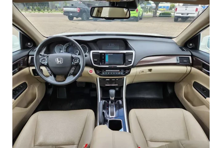 $16472 : 2017 Accord EX-L w/Navi w/ Se image 4