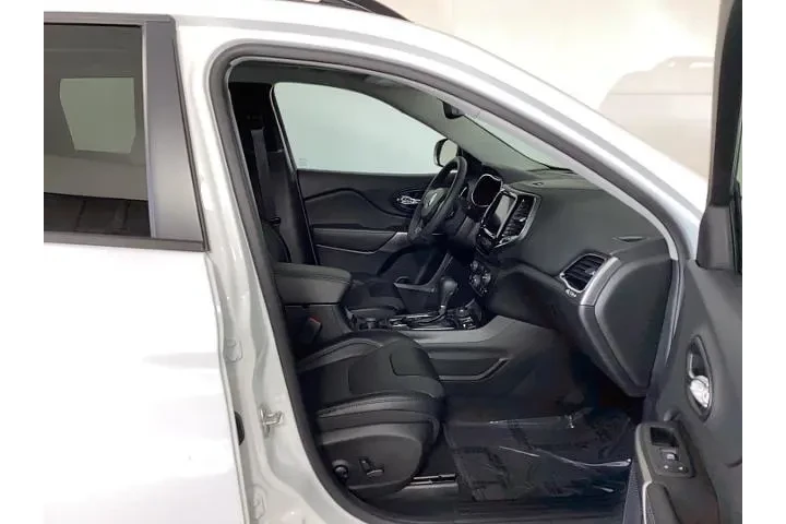 $27495 : Jeep Cherokee 2022 4x4 Limit image 9