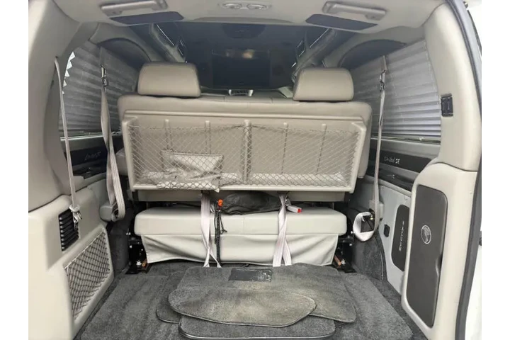 $34997 : 2017 Express 2500 image 9