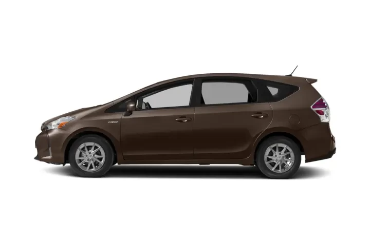 $14296 : 2016 Prius v Three image 3