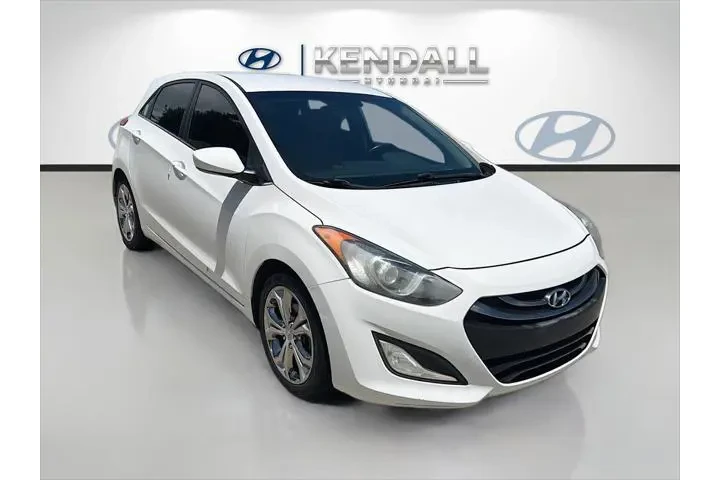 $5388 : Hyundai ELANTRA GT 2013 4dr image 6