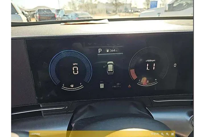 $24500 : Hyundai KONA 2025 AWD SEL 4d image 4