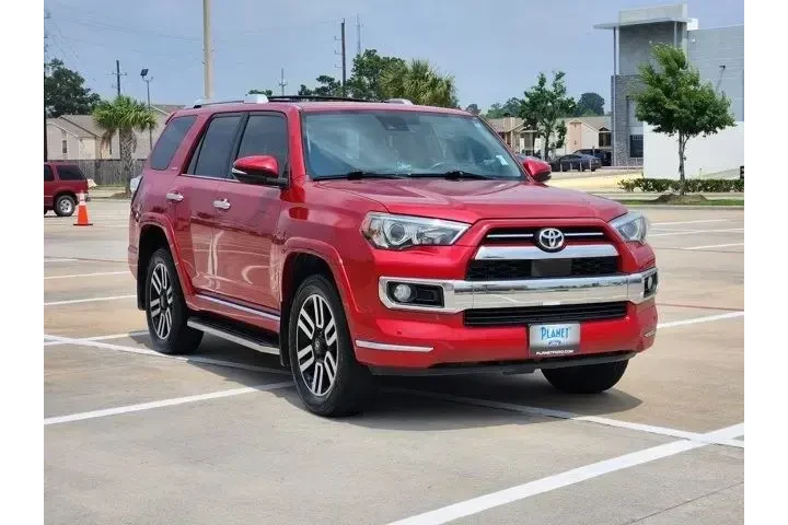 $39991 : Toyota 4Runner 2020 4x4 SR5 image 3