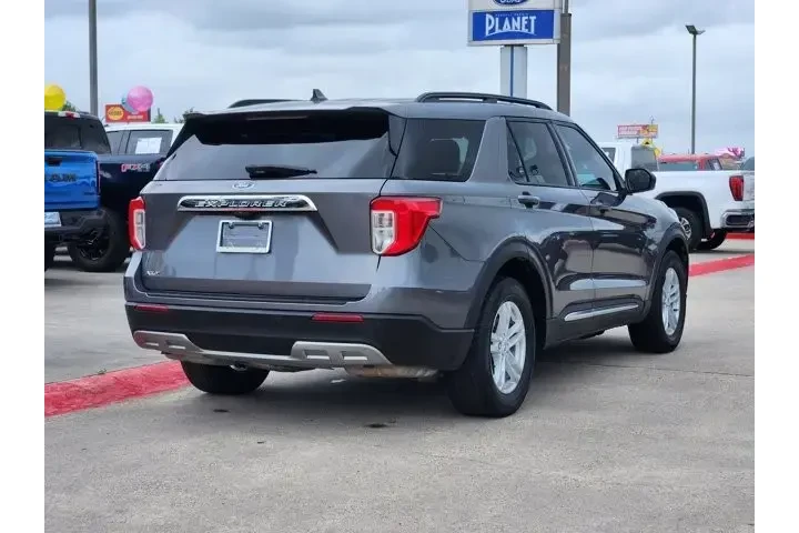 $26791 : Ford Explorer 2023 XLT 4dr S image 5