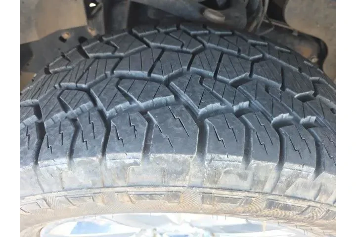 $28714 : Ford F-150 2018 4x4 Lariat 4 image 7