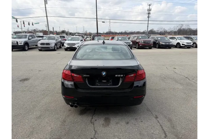 $10850 : 2016 BMW 5 Series 528i xDrive image 6