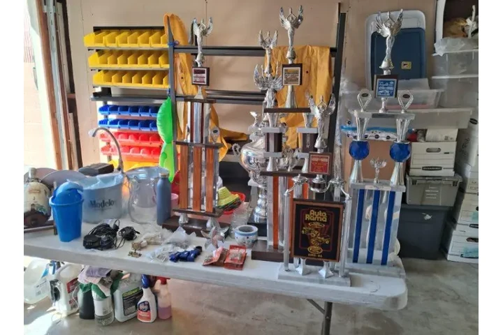 HUGE MOVING  BACKYARD SALE! image 6