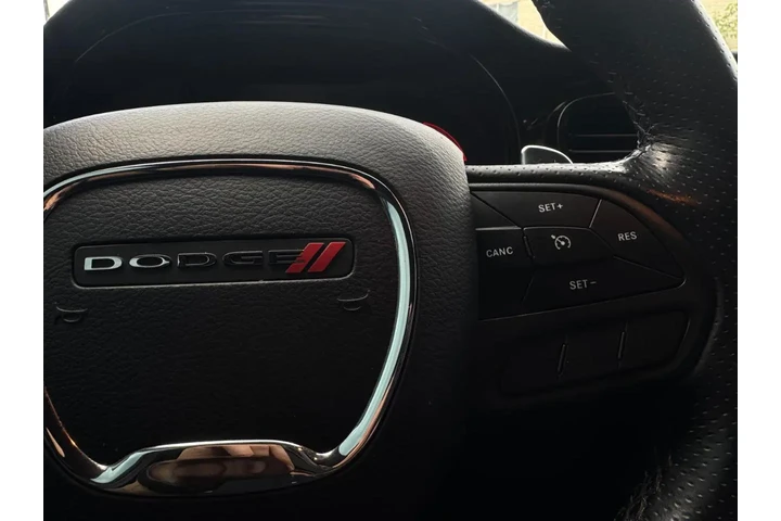 2022 Durango GT 2WD image 9