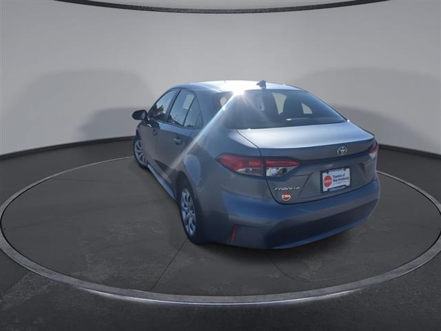 $19500 : PRE-OWNED 2021 TOYOTA COROLLA image 7