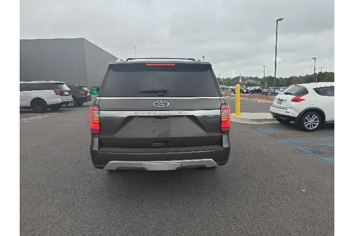 $38990 : Ford Expedition MAX 2021 4x4 image 4