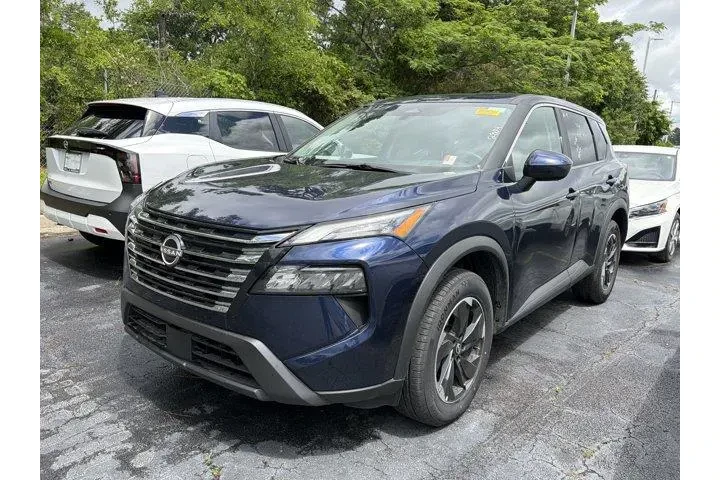 $21999 : Nissan Rogue 2025 AWD SV 4dr image 1