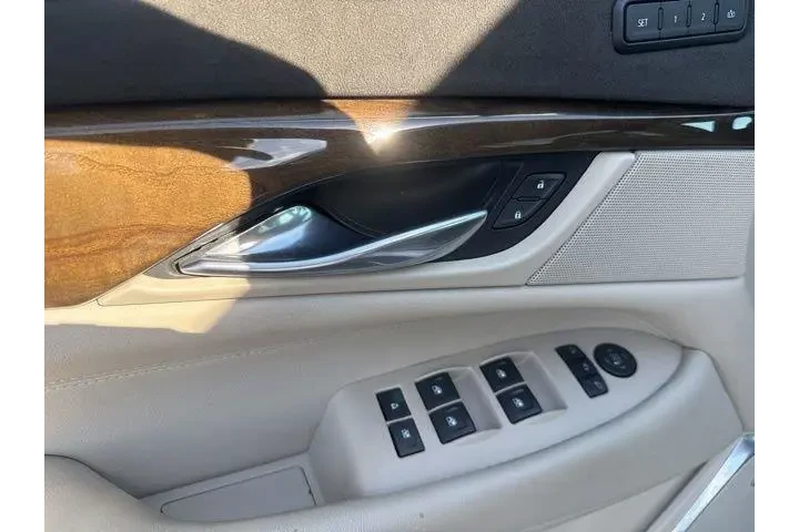 $37000 : Cadillac Escalade 2020 4x4 L image 8