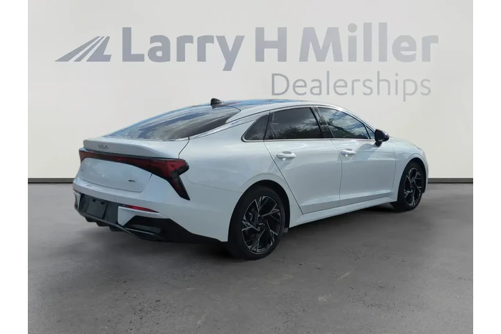 $29577 : Kia K5 2025 GT-Line 4dr Seda image 5