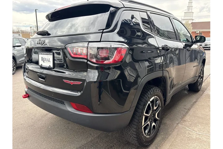 $24995 : 2024 Compass Trailhawk 4x4 image 3