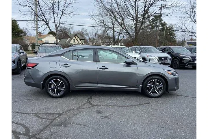 $17950 : Nissan Sentra 2025 SV 4dr Se image 3