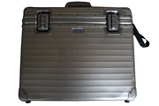 $1075 : Pilot case Rimowa classic thumbnail