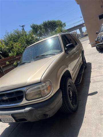 $2000 : Vendo carro Ford Explorer image 7