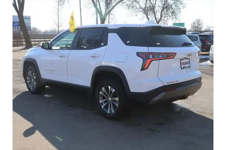 $25377 : Chevrolet Equinox 2025 4x4 L image 6