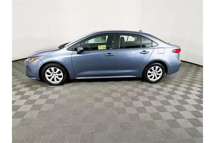 $20800 : Toyota Corolla 2024 LE 4dr S image 4