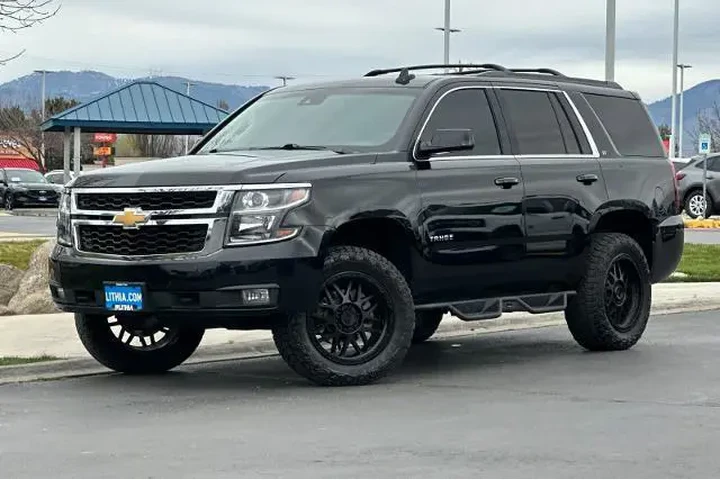 $25995 : Chevrolet Tahoe 2018 4x4 LT image 1
