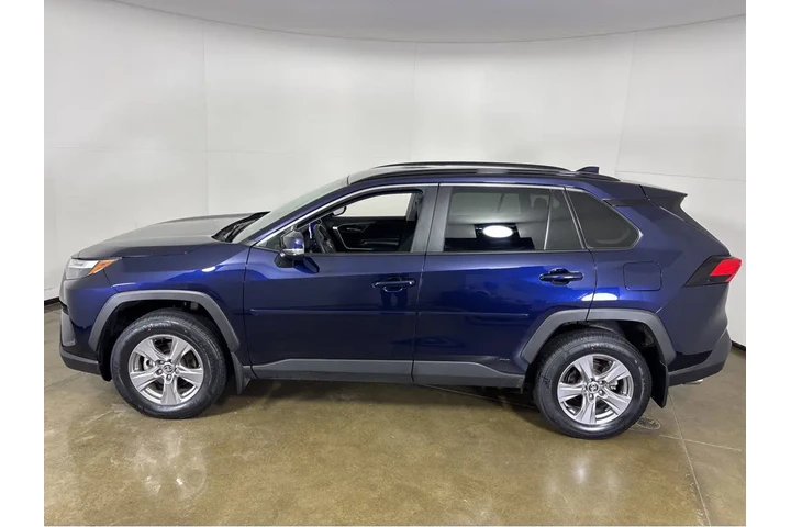 $35989 : Gold Certified2025 RAV4 Hybri image 10