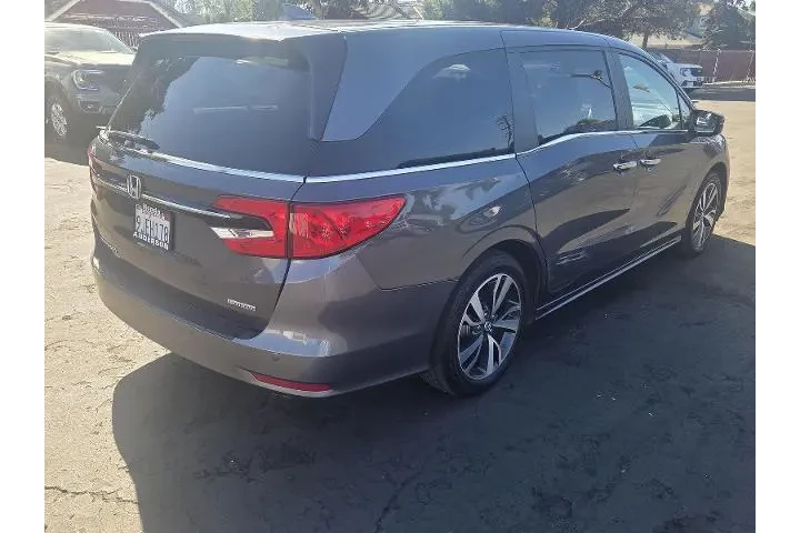 $38950 : Honda Odyssey 2024 Touring 4 image 6