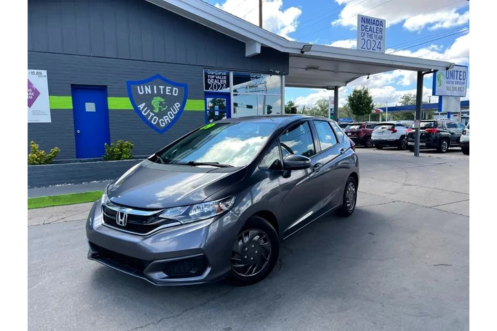 2019 Fit LX CVT image 1