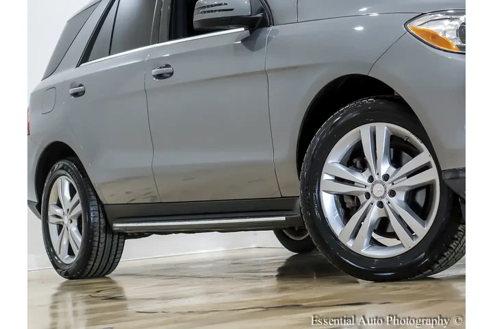 $11995 : Mercedes-Benz M-Class 2015 A image 4