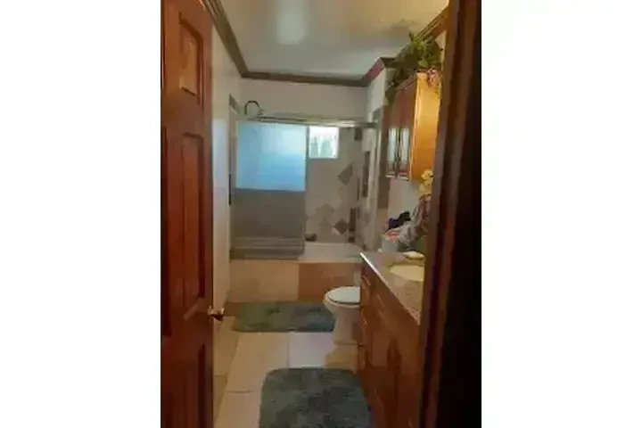 $1100 : UPTOWN WHITTIER CUARTO image 2