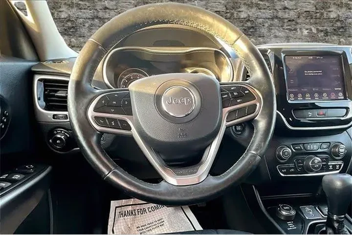 $16175 : Jeep Cherokee 2019 4x4 Limit image 8